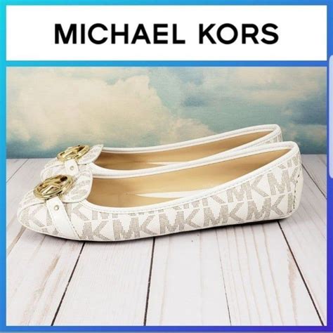 michael kors vanilla flats 8m.